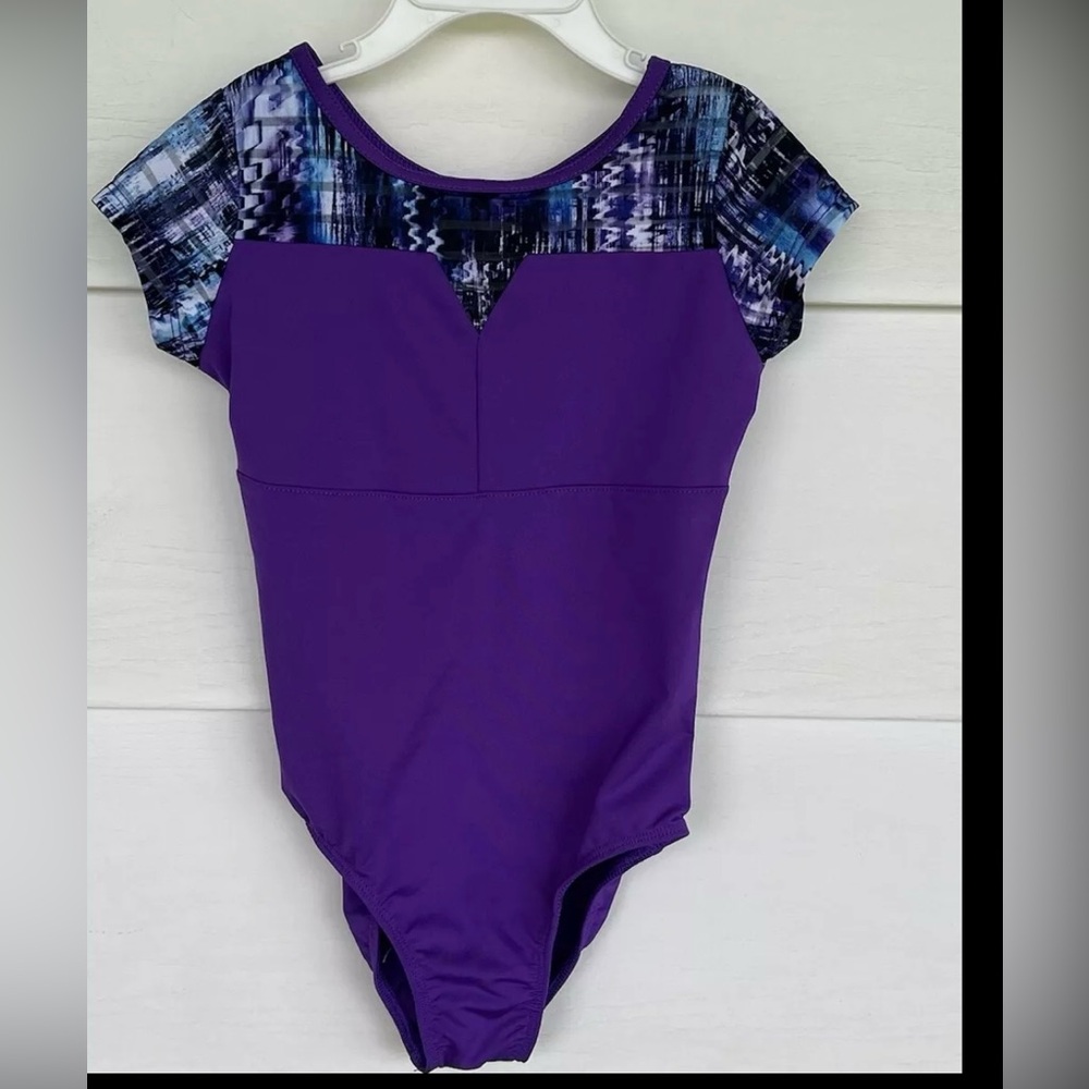 Girl’s XS 4/5 Purple Rainbeau Moves Gymnastics/Dance Leotard